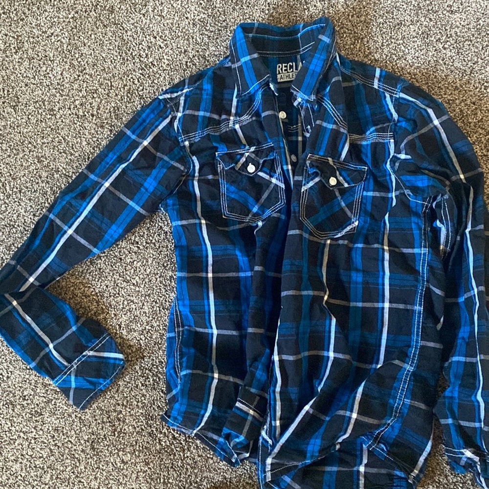 Worn once for senior pictures